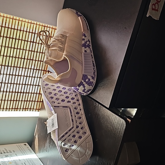 Adidas Nmd R1 - Picture 2 of 2